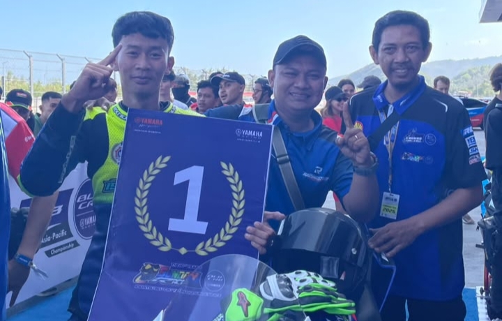 Juara 1, Race 1 di Mandalika 